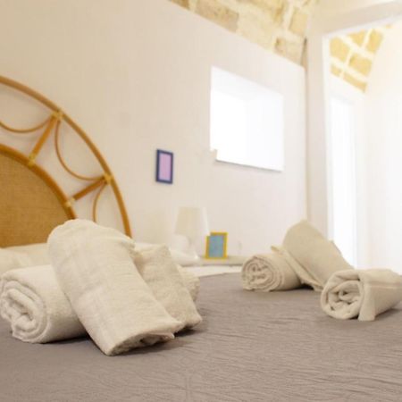 Terrasini 2000 Home Holidays Buitenkant foto