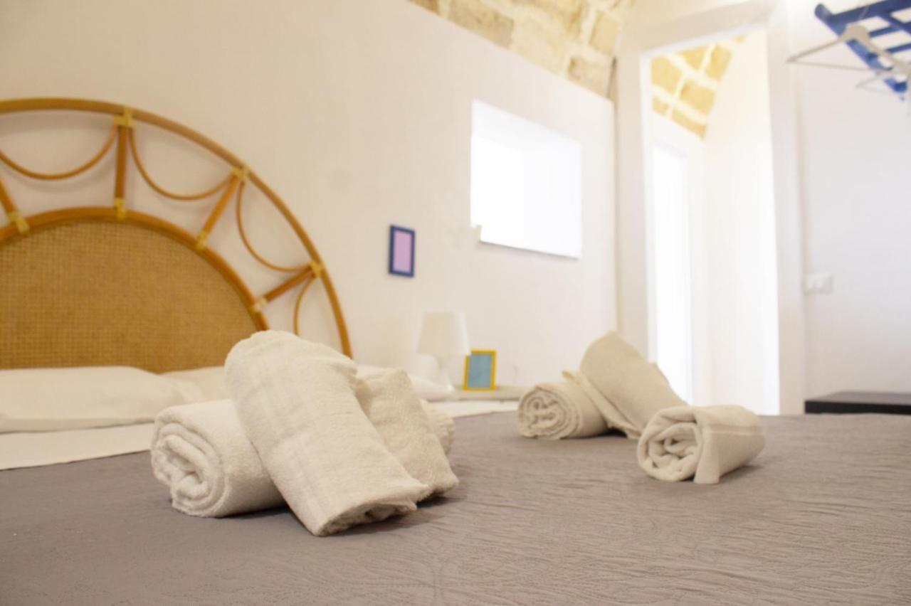 Terrasini 2000 Home Holidays Buitenkant foto