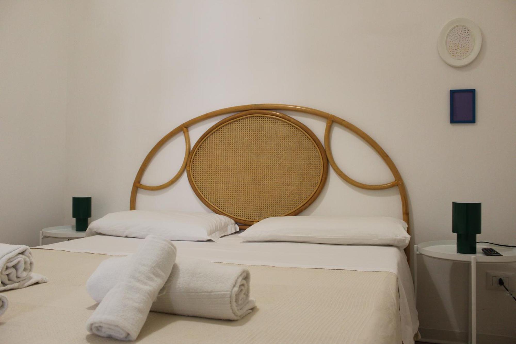 Terrasini 2000 Home Holidays Buitenkant foto